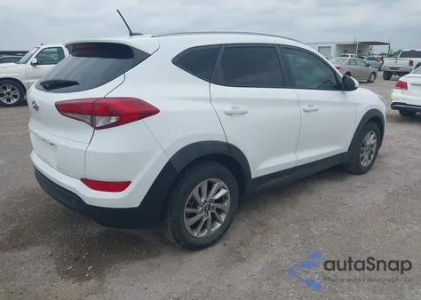 2016 Hyundai Tucson Se z USA, uszkodzony, nr VIN KM8J33A46GU125324
